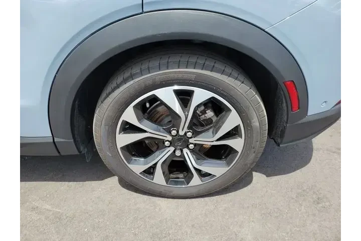 $28578 : Ford Mustang Mach-E 2024 Sel image 6