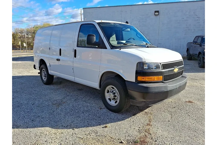 $25994 : Chevrolet Express 2023 2500 image 7