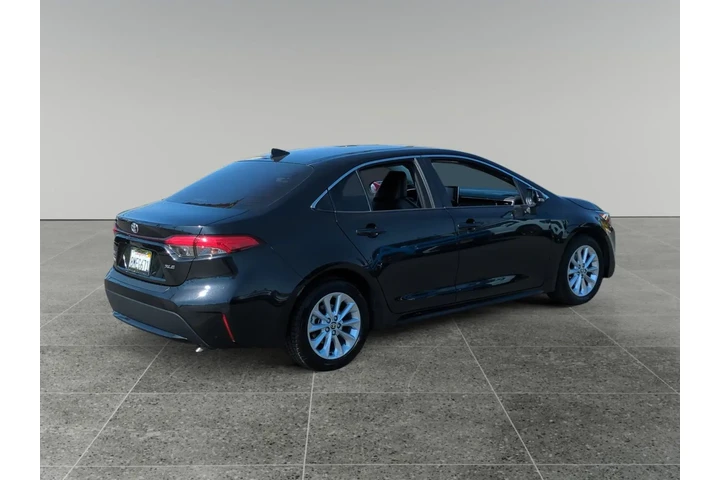 $23027 : Toyota Corolla 2020 XLE 4dr image 5