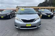 $13999 : 2011 Sienna LE 8-Passenger thumbnail