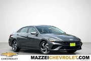 Hyundai ELANTRA Hybrid 2025