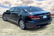 $31399 : Lexus LS 600h L 2015 AWD Hyb thumbnail