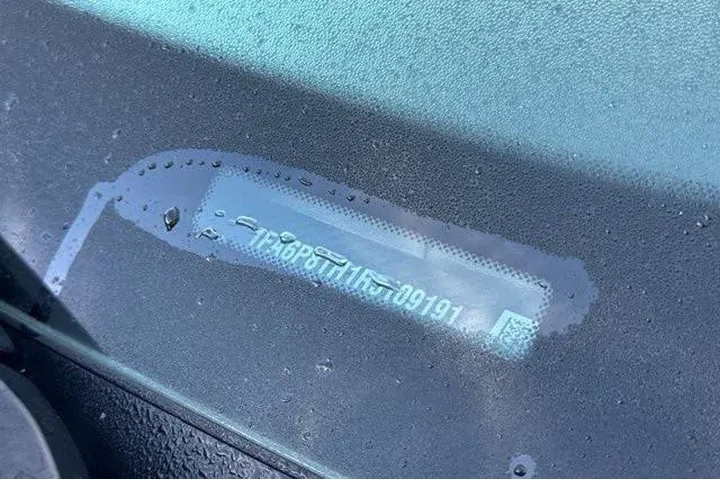 $27418 : Ford Mustang 2024 EcoBoost 2 image 3