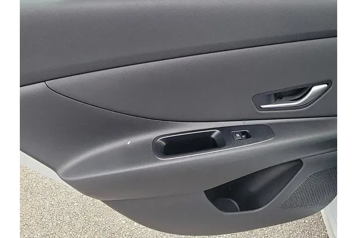 $20545 : Hyundai ELANTRA 2025 SEL Con image 9