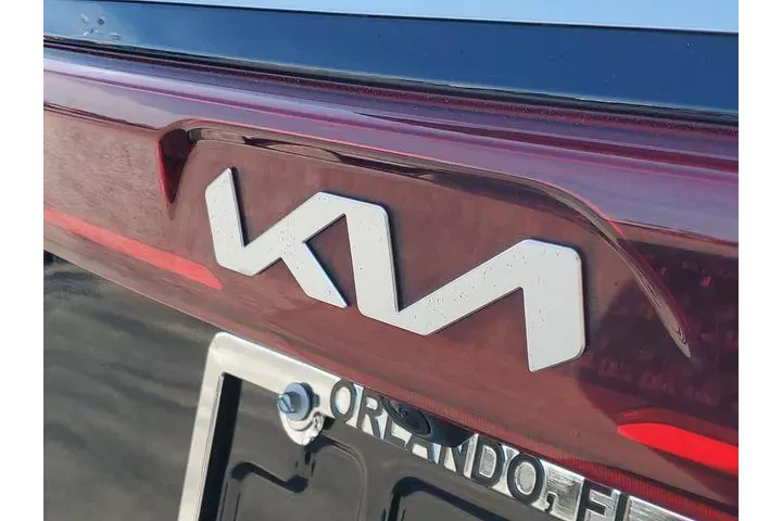 $24622 : Kia Carnival 2022 LX 4dr Min image 6