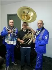 NORTEÑO LOS CUATES CON TUBA image 3