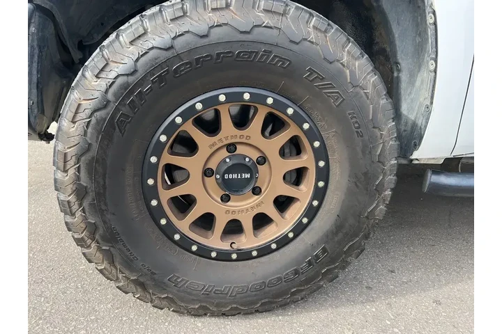 $16779 : Toyota Tundra 2014 4x2 SR 4d image 2