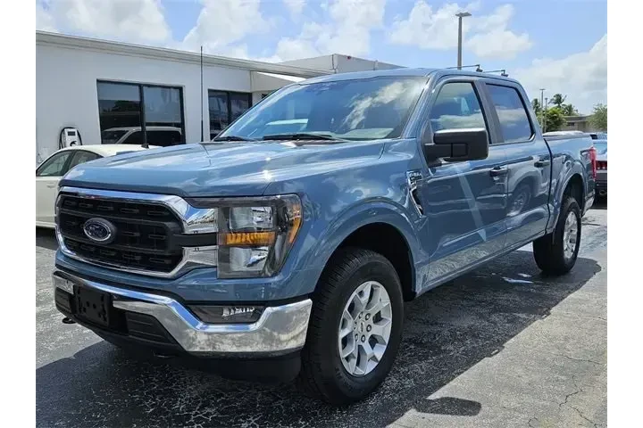$39990 : Ford F-150 2023 4x4 XLT 4dr image 2