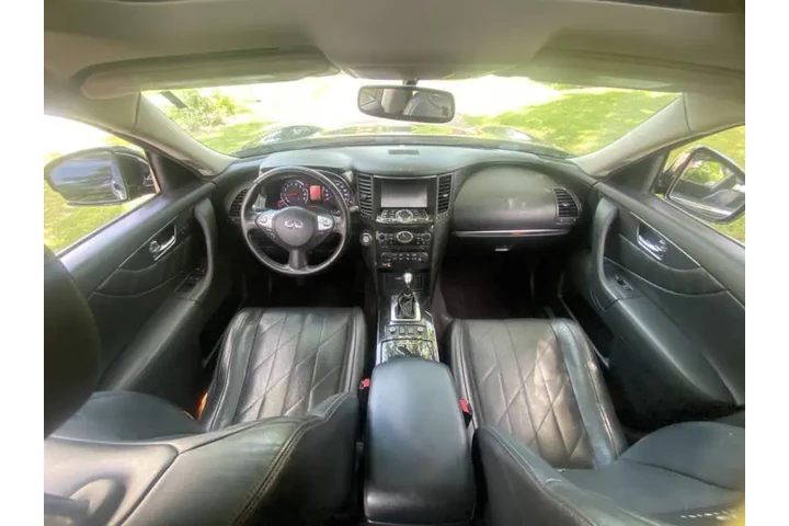 $7999 : 2010 FX35 image 8