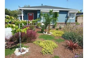 $900 : 2 BR/1 Ba charming cottage dup thumbnail