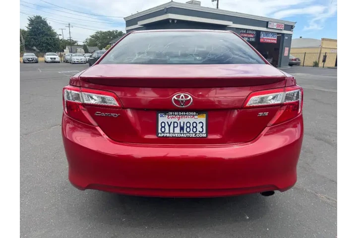 $13998 : 2014 Camry SE image 7