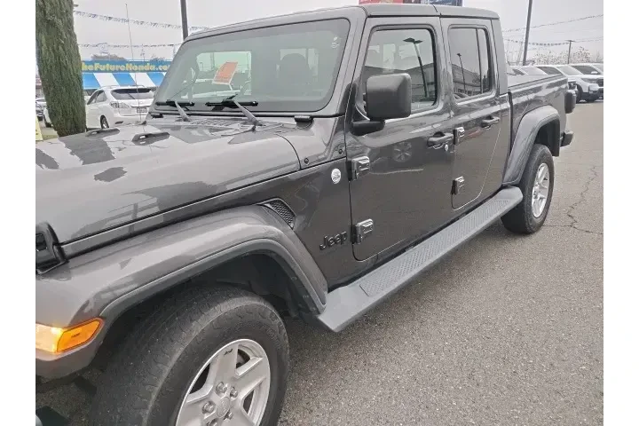 $30988 : Jeep Gladiator 2021 4x4 Spor image 5