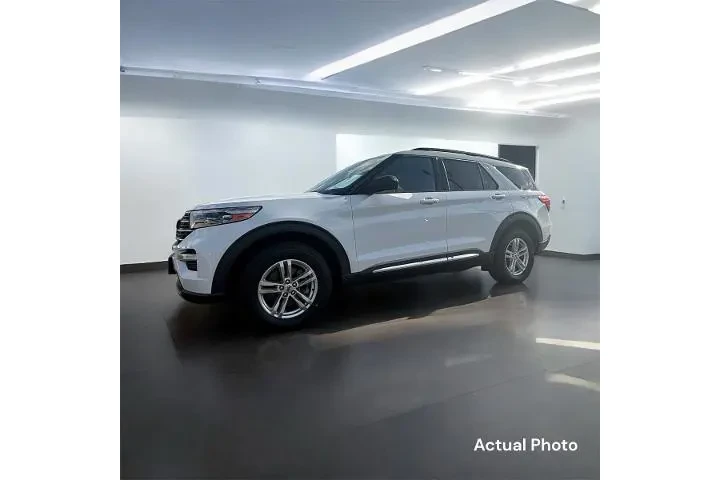$22988 : Ford Explorer 2020 AWD XLT 4 image 1