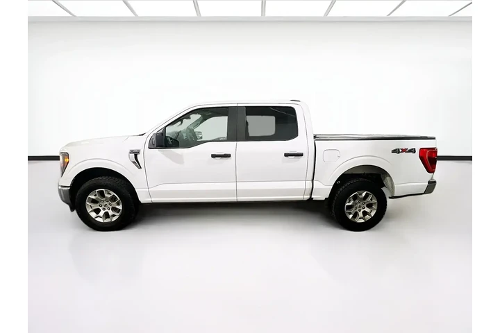$32477 : Ford F-150 2023 4x4 XLT 4dr image 10