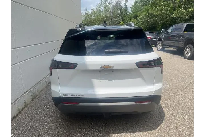 $27395 : Chevrolet Equinox 2025 4x4 L image 9