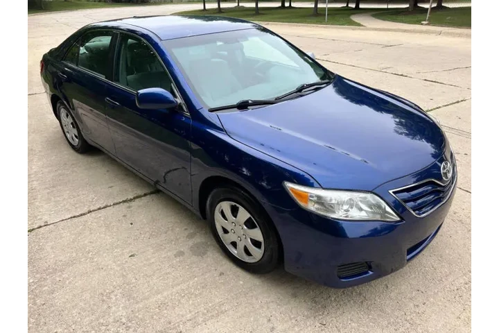 $8995 : 2010 Camry LE image 4