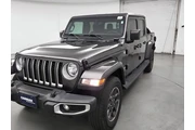 $29998 : Jeep Gladiator 2021 4x4 Over thumbnail