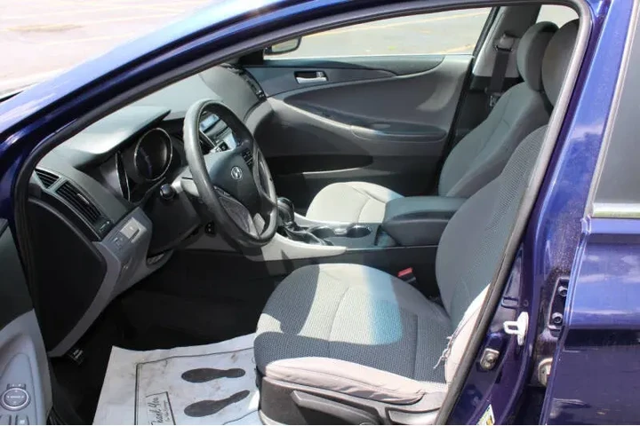 2011 Sonata GLS image 9