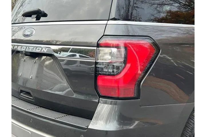 $33991 : Ford Expedition 2021 4x4 Lim image 6