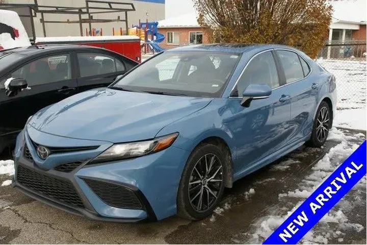 $23000 : Toyota Camry 2024 SE 4dr Sed image 1