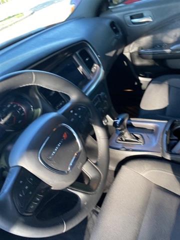 $15000 : 2018 Dodge Charger SXT image 8