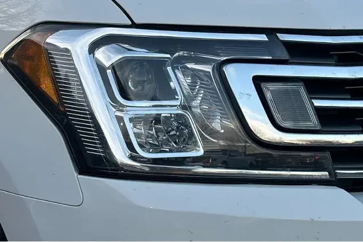 $35995 : Ford Expedition 2021 4x4 XLT image 9