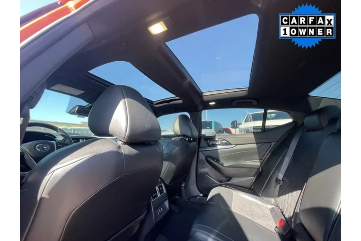 $22059 : Nissan Maxima 2021 3.5 SR 4d image 5