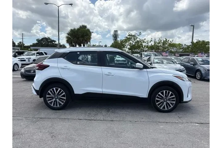 $14988 : Nissan Kicks 2021 SV 4dr Cro image 2
