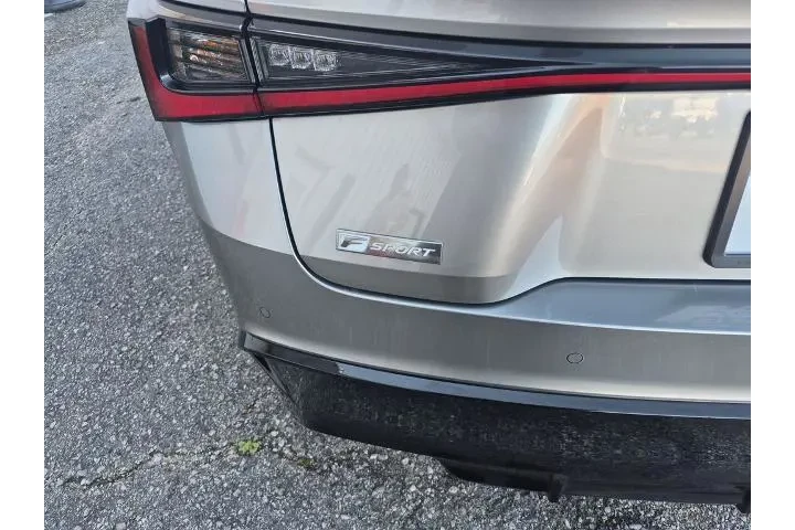 $30988 : Lexus IS 350 2021 F SPORT 4d image 7