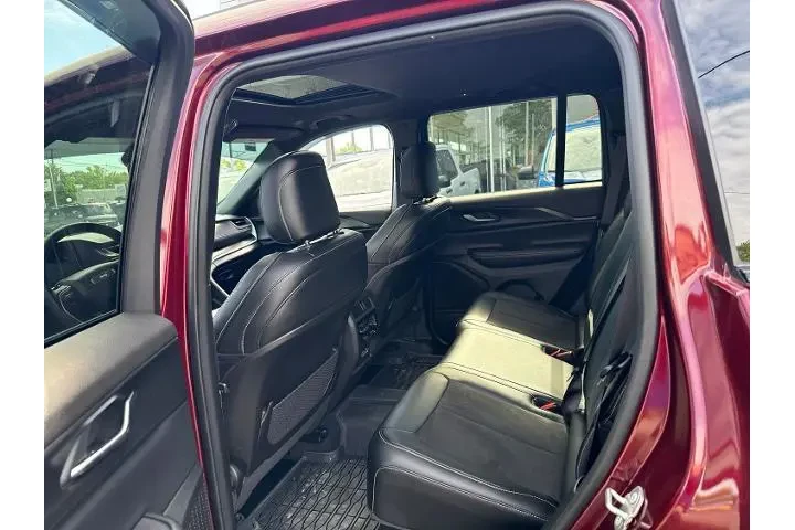 $36500 : Jeep Grand Cherokee 2024 4x4 image 6
