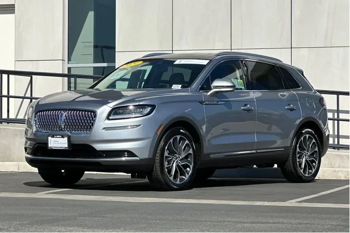 $30900 : Lincoln Nautilus 2021 Reserv image 7