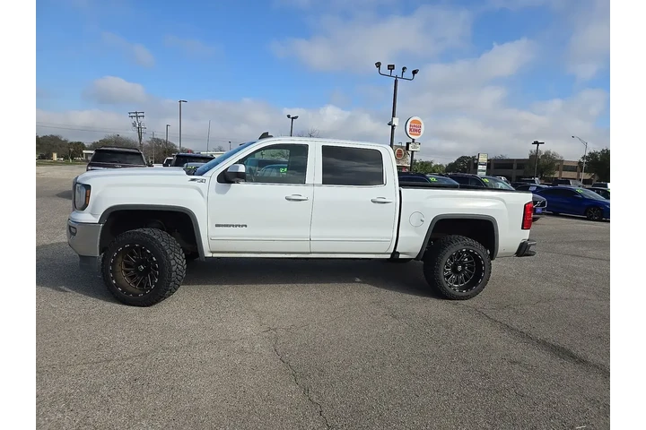 $24983 : GMC Sierra 1500 2016 4x4 SLE image 2