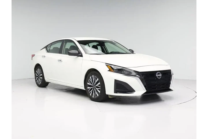$21998 : Nissan Altima 2025 2.5 SV 4d image 1