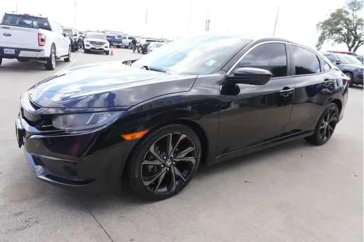 $16988 : Honda Civic 2019 Sport 4dr S image 3