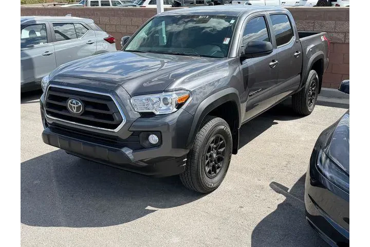 $33988 : Toyota Tacoma 2023 4x2 TRD O image 2