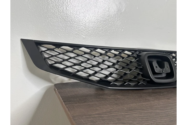 $50 : GRILLE HONDA CIVIC 09-11 2DR image 5