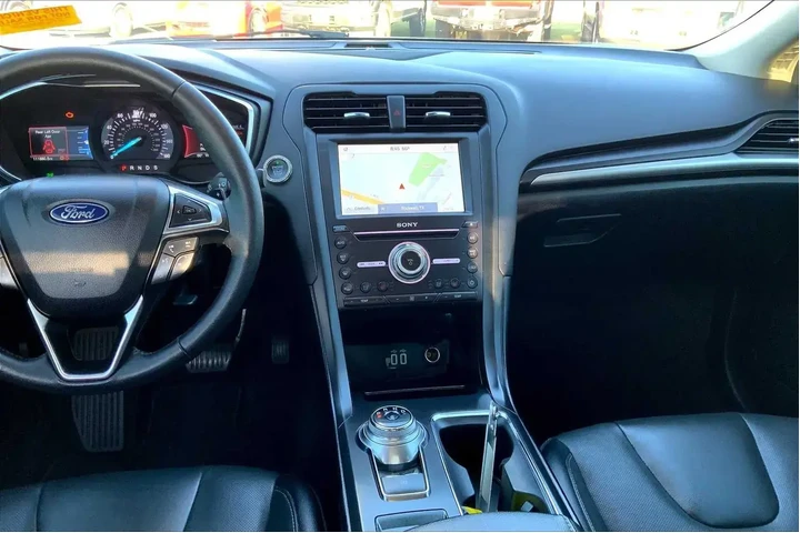 $10995 : Ford Fusion 2020 Titanium 4d image 6