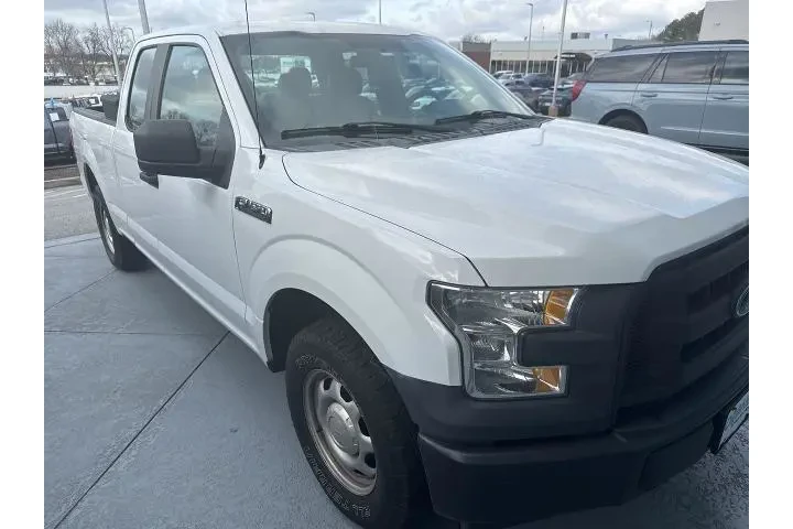 $11599 : Ford F-150 2017 4x2 XL 4dr S image 4