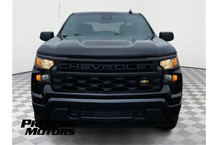 $32956 : 2023 Silverado 1500 Custom image 2
