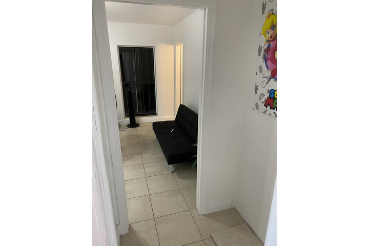 $1200 : Efichensy image 4