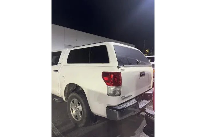 $19141 : Toyota Tundra 2012 4x4 Limit image 4