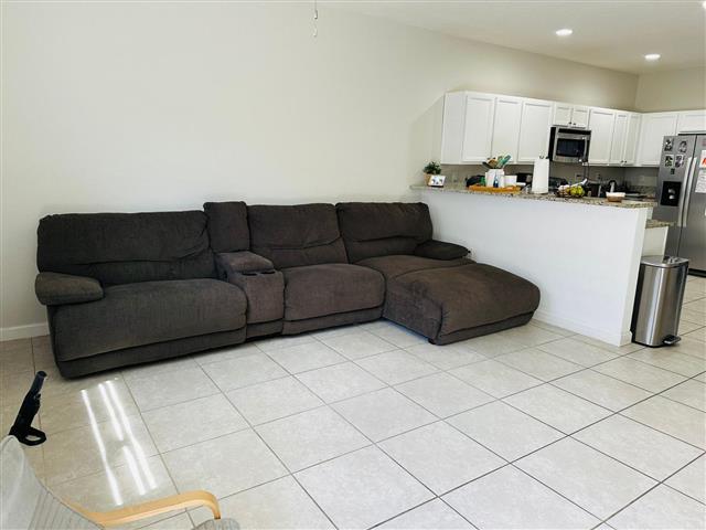 $3350 : Townhouse @ Hammocks, Kendall image 8