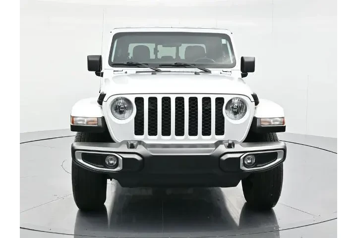 $29000 : Jeep Gladiator 2021 4x4 Spor image 2