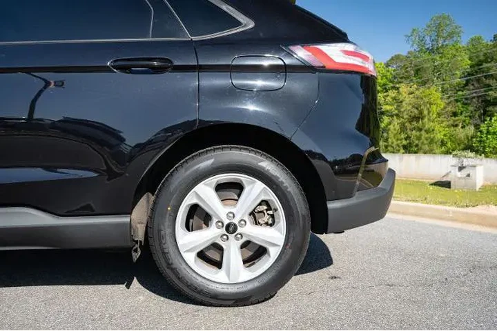 $24987 : Ford Edge 2023 AWD SE 4dr Cr image 6