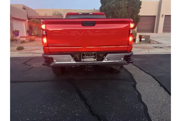 2024 Silverado 2500HD LT image 7