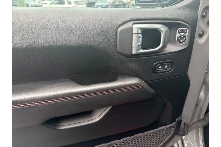 $33987 : Jeep Wrangler Unlimited 2021 image 9