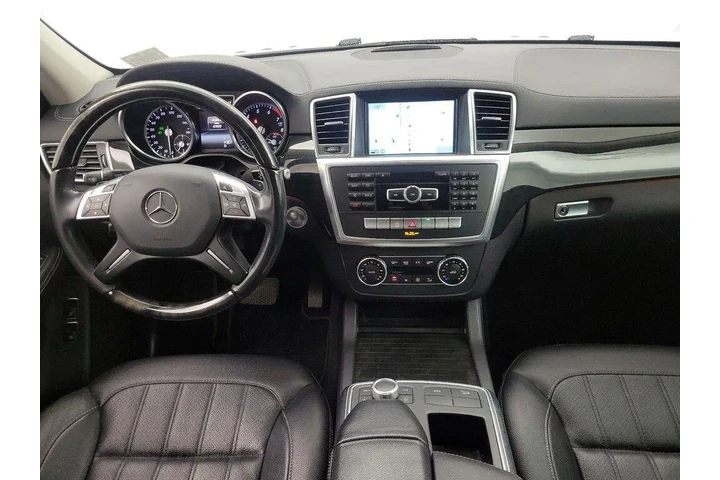 $25998 : Mercedes-Benz GL-Class 2016 image 9