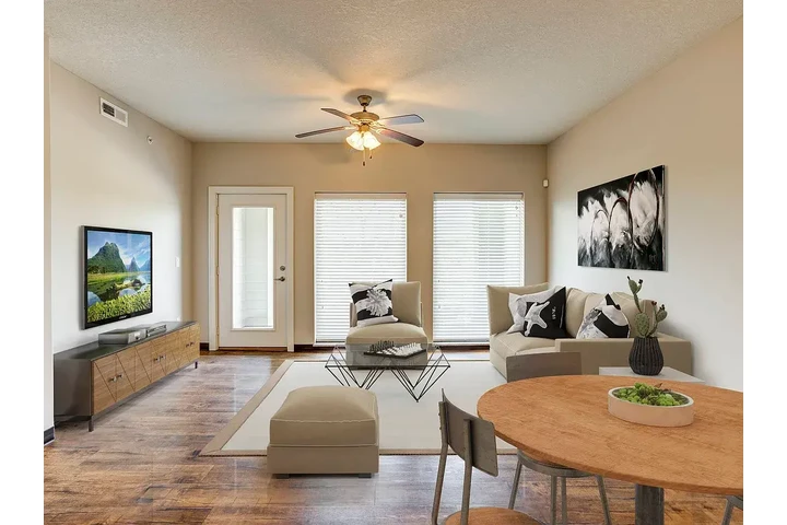 $1500 : The house of grace image 6