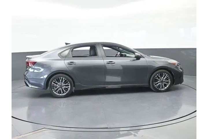 $16991 : Kia Forte 2024 GT-Line 4dr S image 7