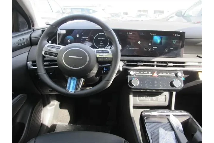 $32990 : Hyundai TUCSON 2025 SEL Conv image 5